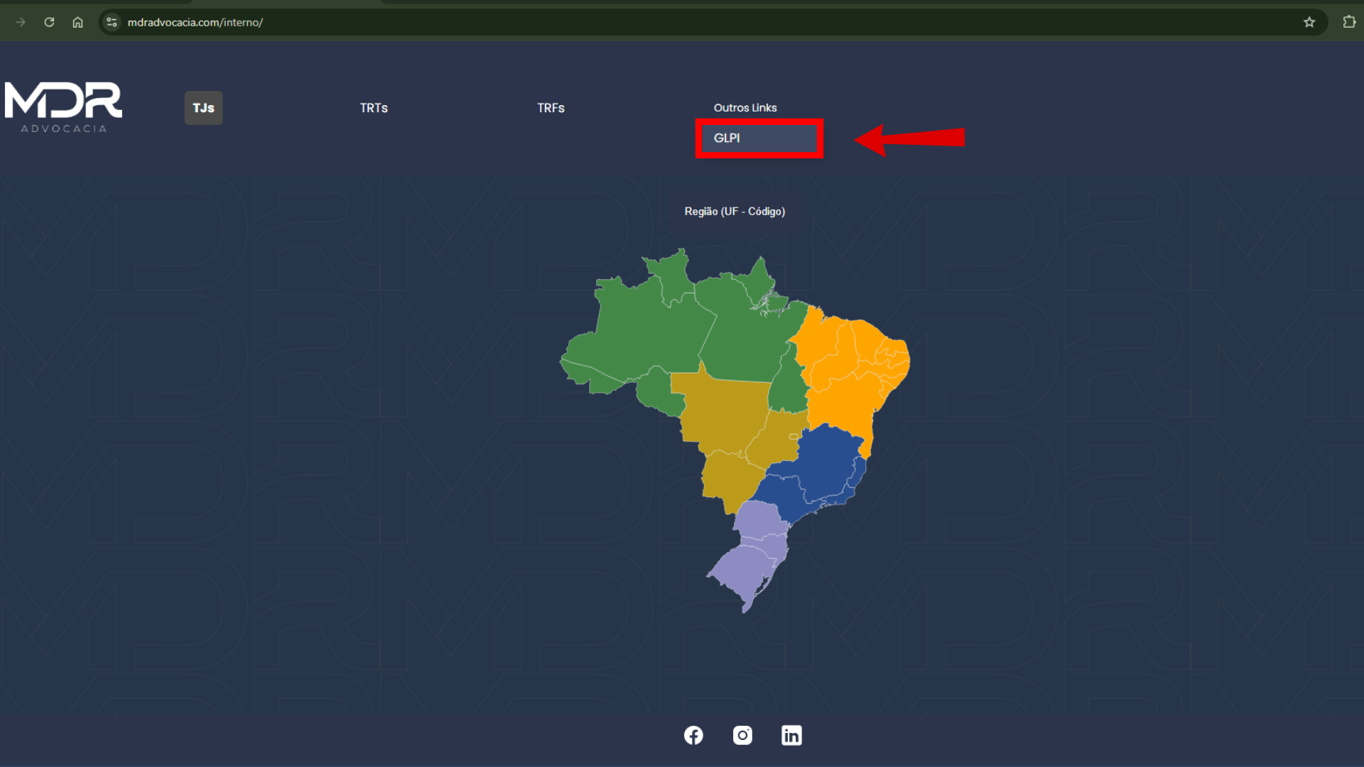Página interna com o link GLPI em Outros Links destacado.